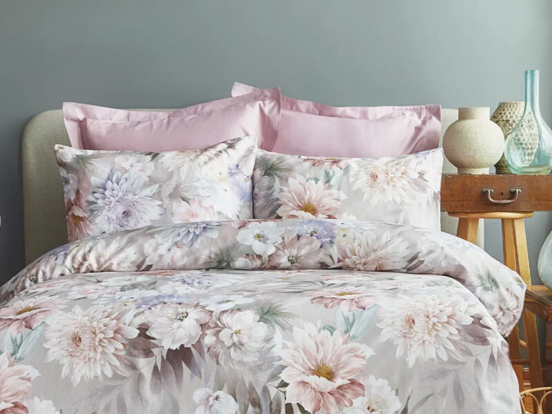 Satiinist voodipesukomplektid